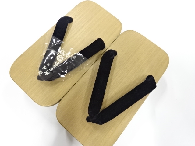 未使用品　男物桐下駄(24センチ)